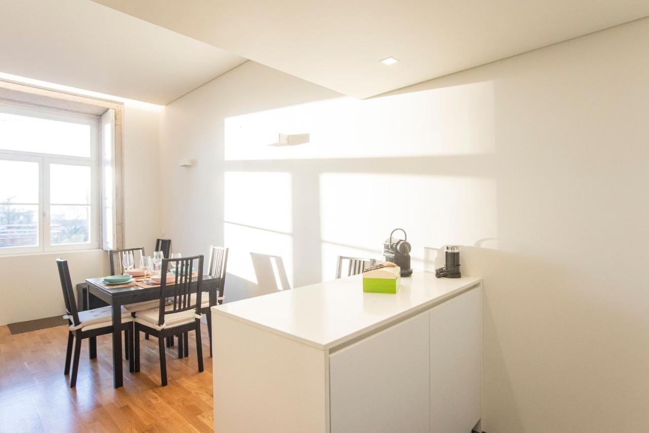 Modern 2Br Duplex Downtown By Art District By Lovelystay Porto Exterior photo